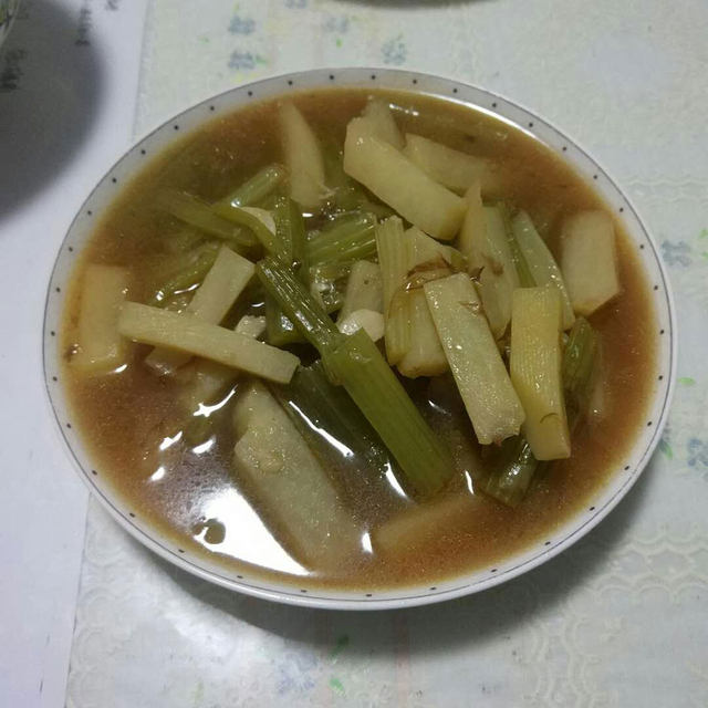 芹菜土豆条