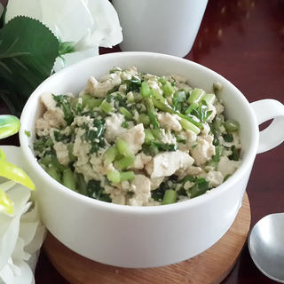 茼蒿炒小豆腐