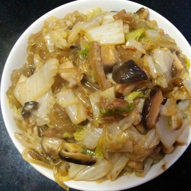 卤肉白菜炖粉条