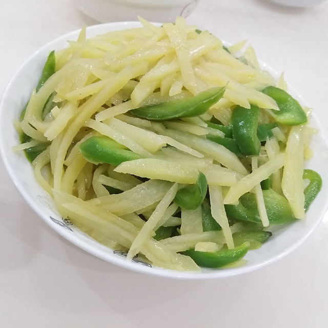 快手清爽菜青椒土豆丝