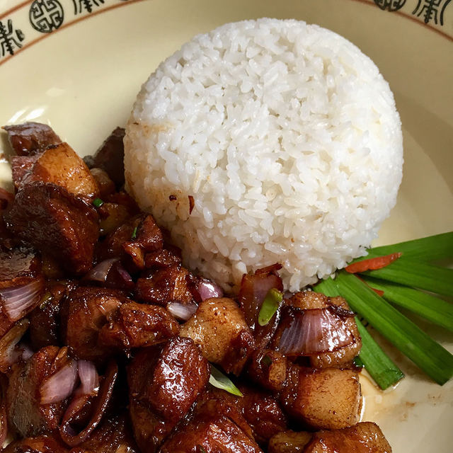 家常卤肉饭