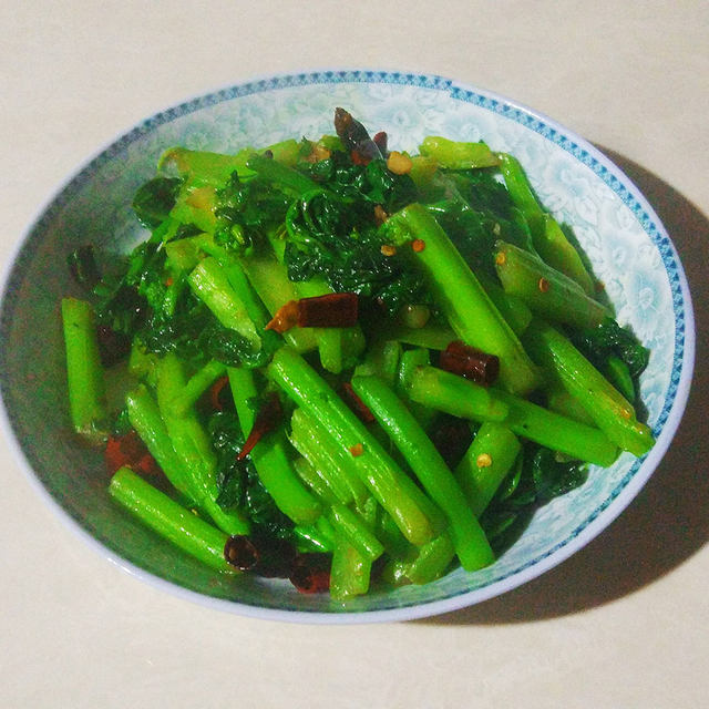 爆炒青菜苔(青菜杆)