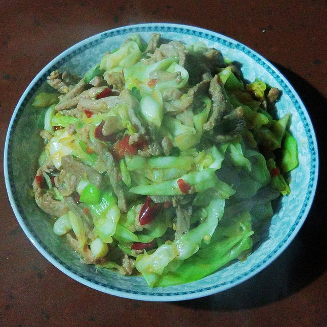 莲白肉丝