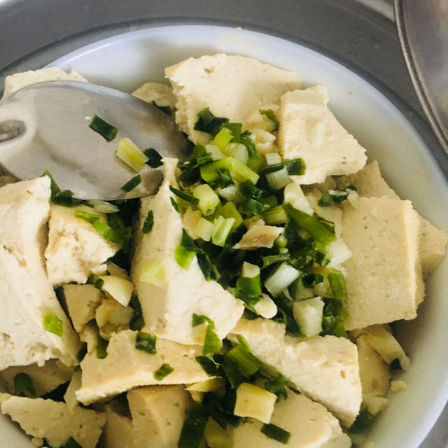 小葱拌豆腐