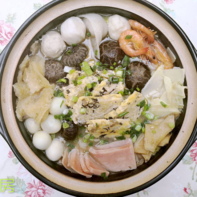 海蛋全家福──“鱼儿厨房”私房菜