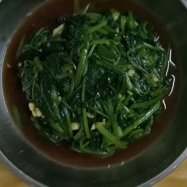 凉拌菠菜