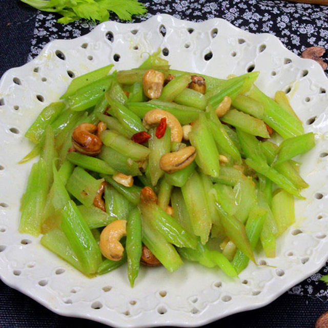 Stir fried nuts with goji berries and celery