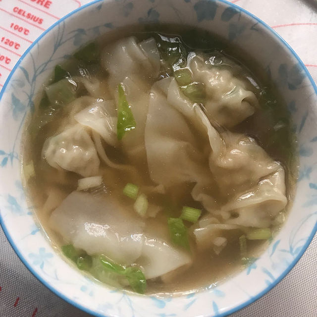 虾干鲜肉馄饨