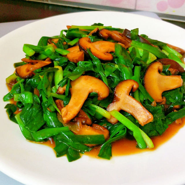 香菇炒韭菜
