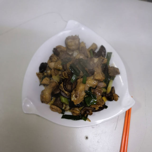 香菇炒鸡