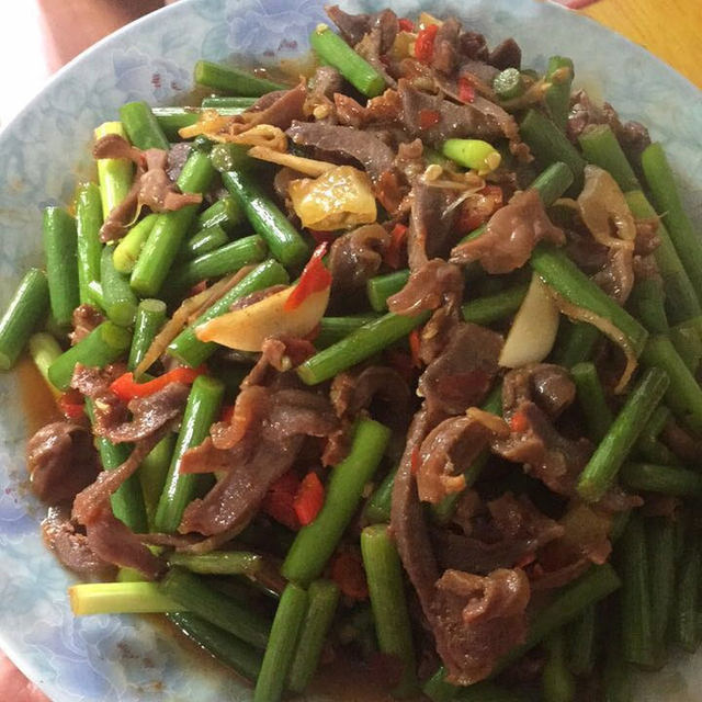 麻辣鸡杂