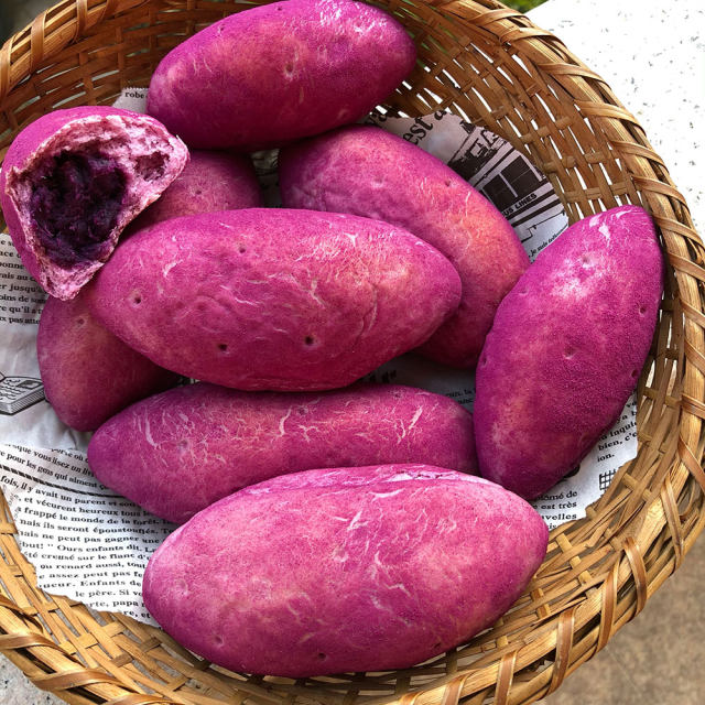 仿真紫薯包