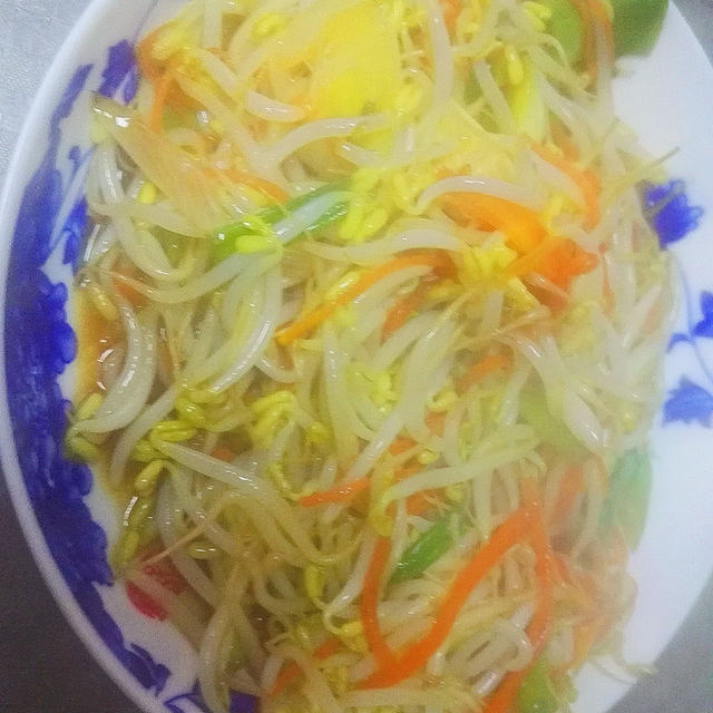 炒豆芽