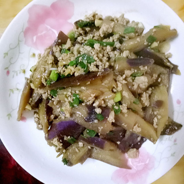 肉末炒手撕茄子