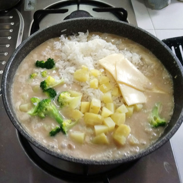 奶油芝士肉碎烩饭