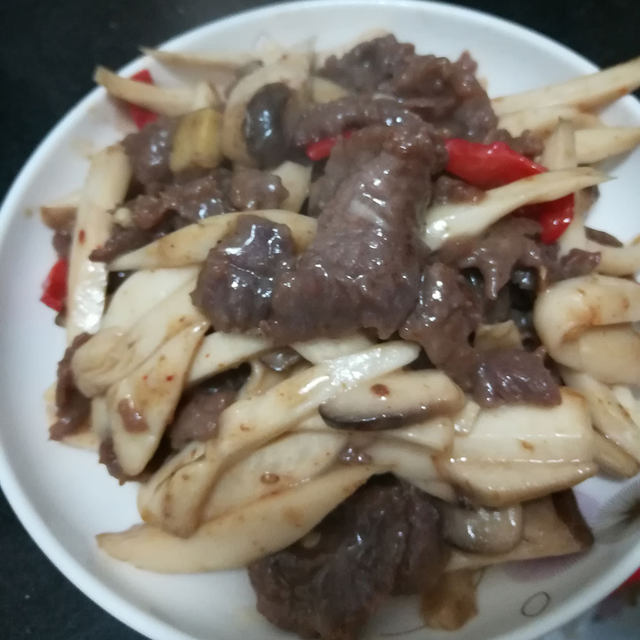 杏鲍菇炒牛肉