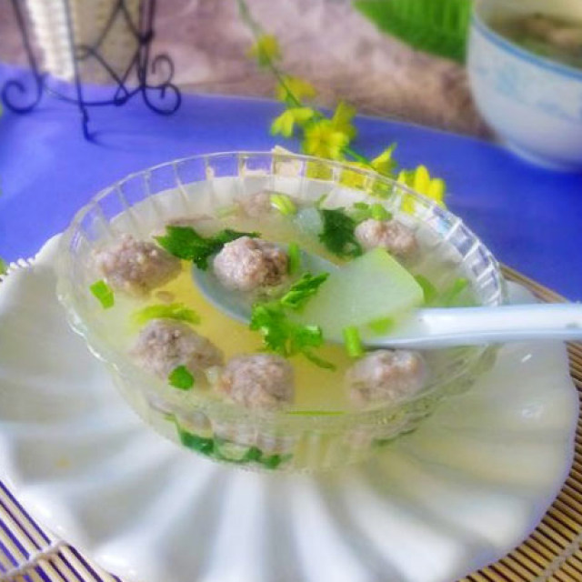 【养生汤煲】清热利水汤---冬瓜丸子汤