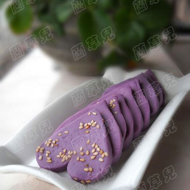 白麻紫薯饼