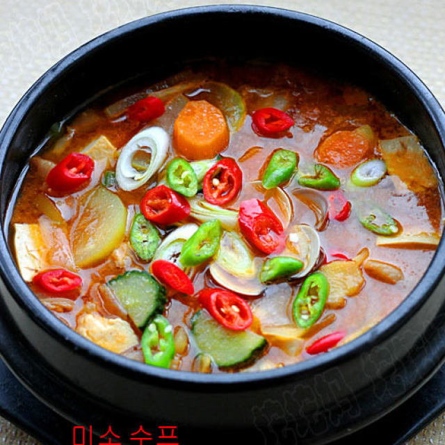 健康开胃的低脂美食 韩式大酱汤
