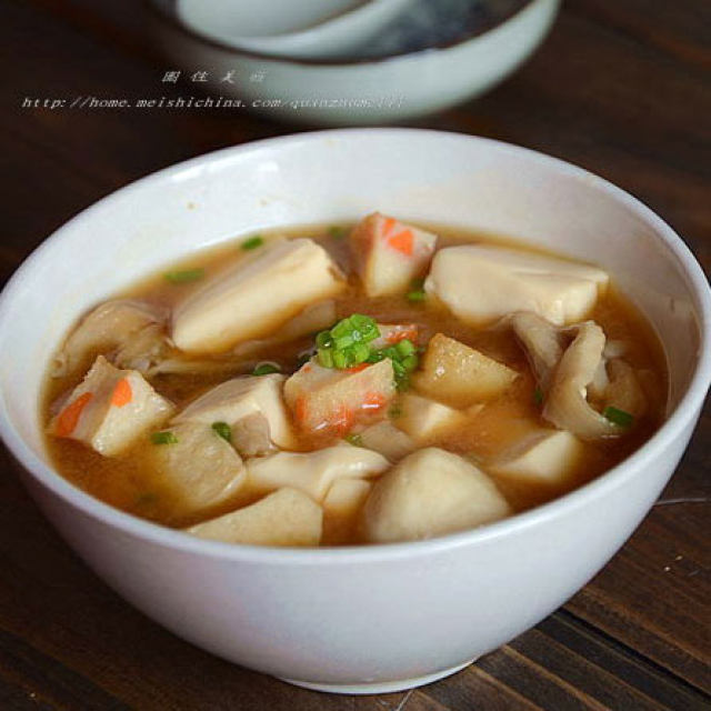 平菇豆腐味噌汤