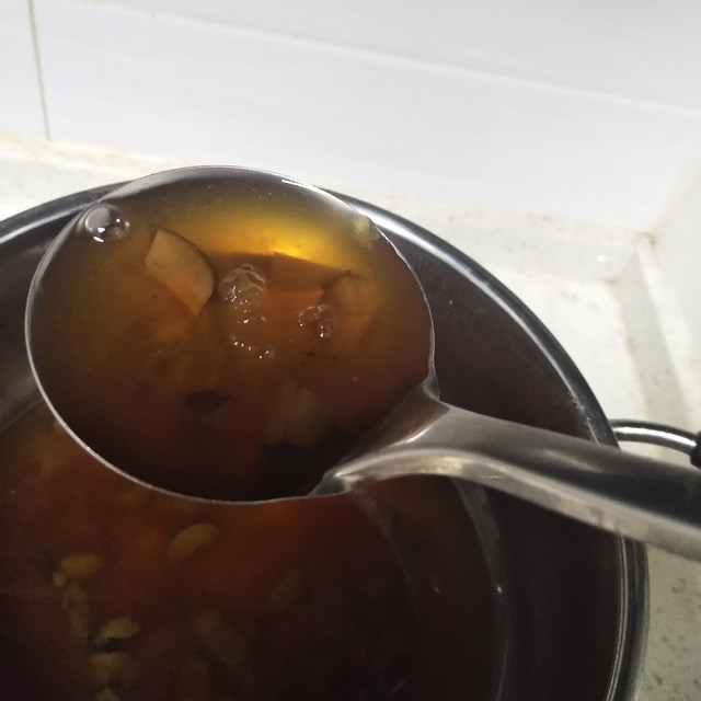 红枣桃胶甜汤