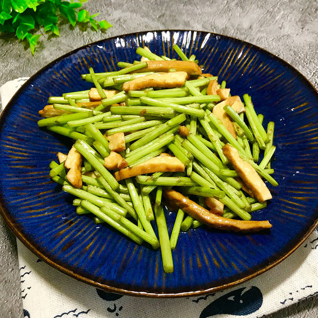 芦蒿炒豆干