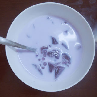 紫薯牛奶西米露