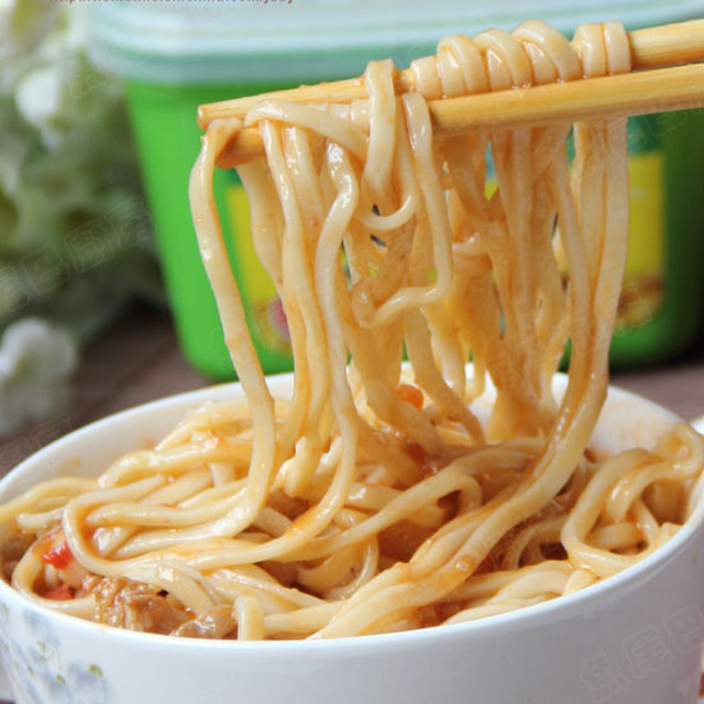 Tomato meat sauce mixed noodles