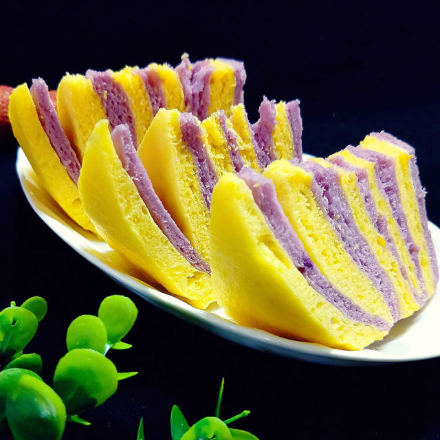 南瓜紫薯双色千层