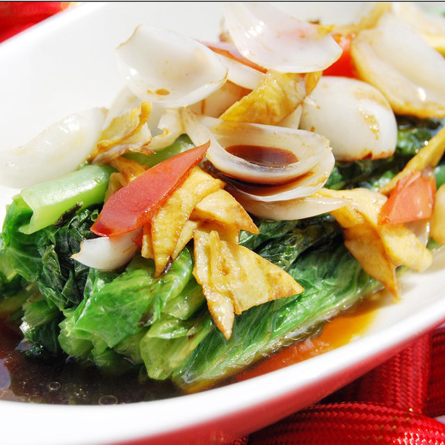 Stir fried Lily, Lettuce, and Bamboo Shoots in Sauce