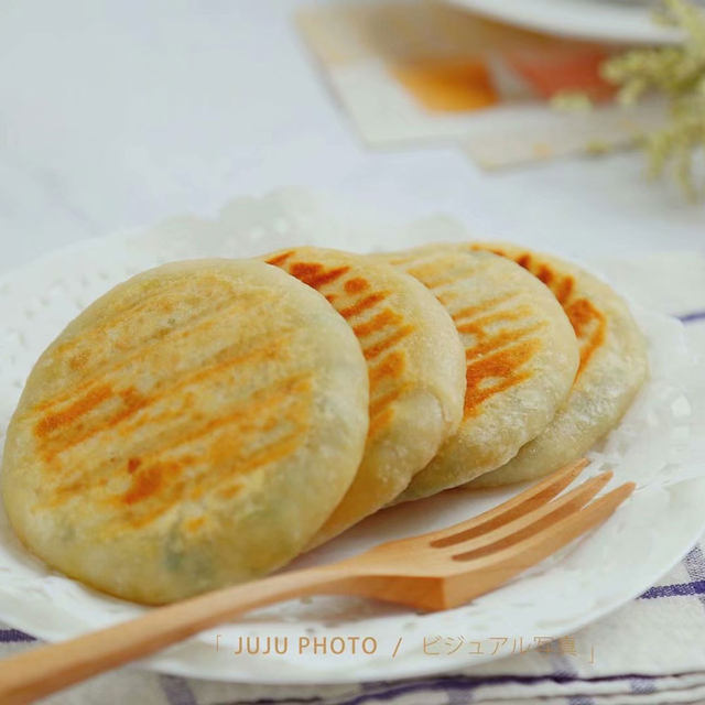 烫面韭菜鸡蛋馅饼