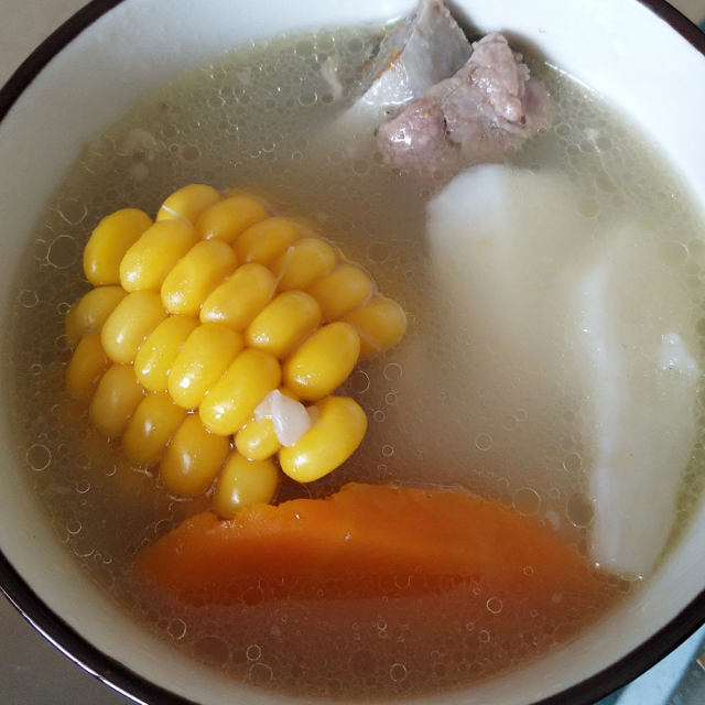 玉米淮山骨头汤