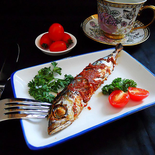 Grilled Fish with Eggplant Sauce