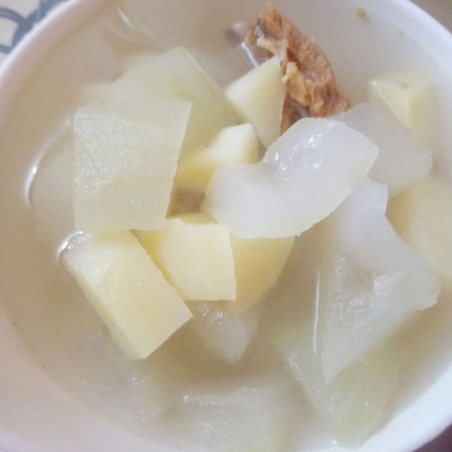冬瓜土豆排骨汤