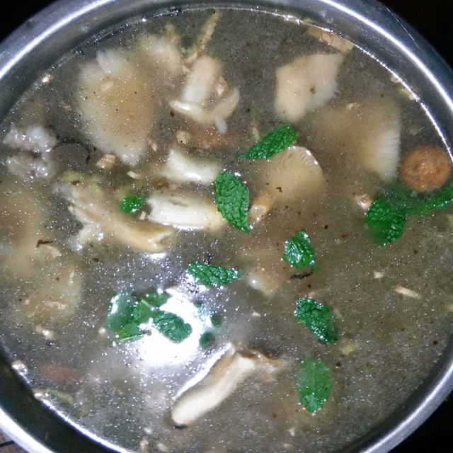 排骨青头菌汤