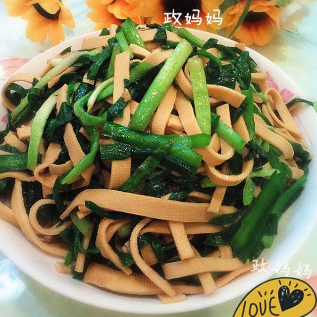 豆腐皮炒韭菜