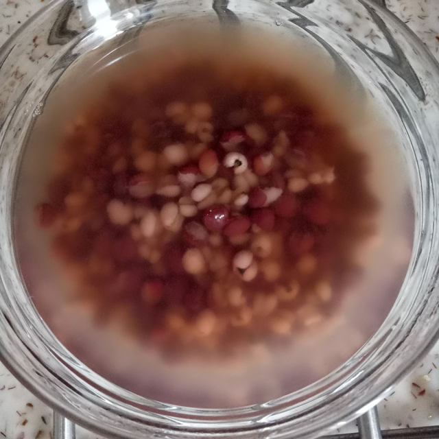 薏米红豆汤