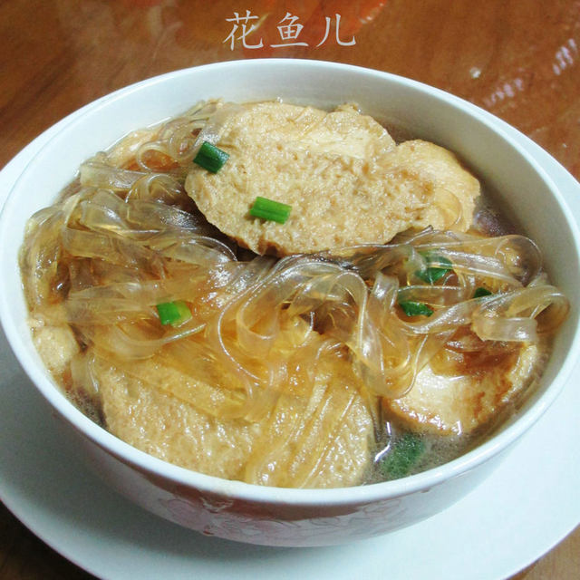 小素鸡煮宽粉