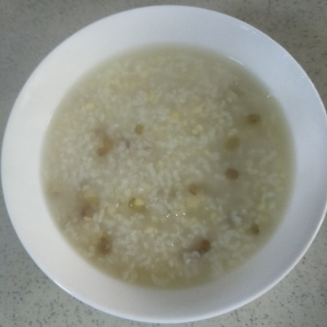 大米小米绿豆粥