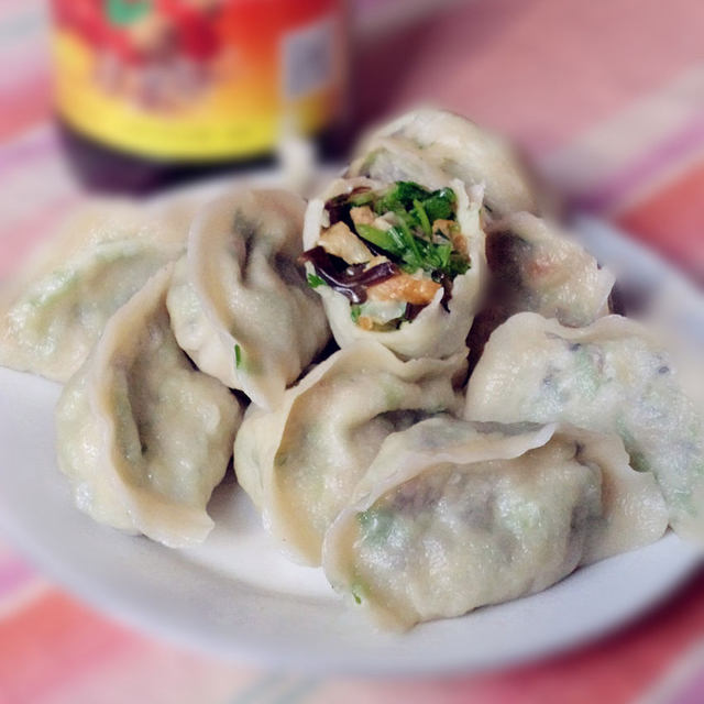 香菜菌菇馅水饺