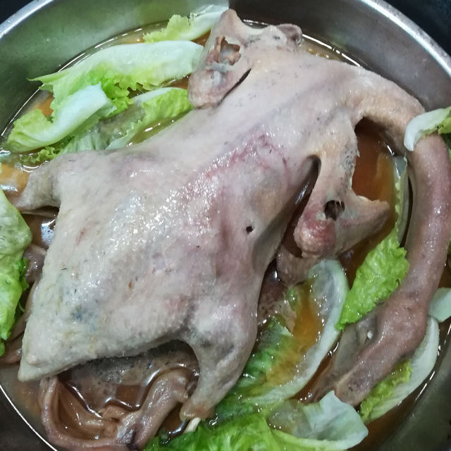 广东名菜:  扒鸭