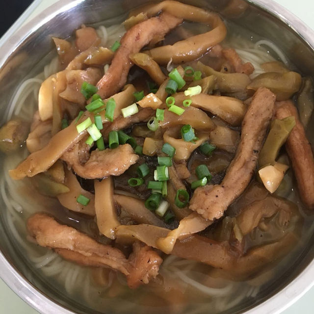 榨菜肉丝面