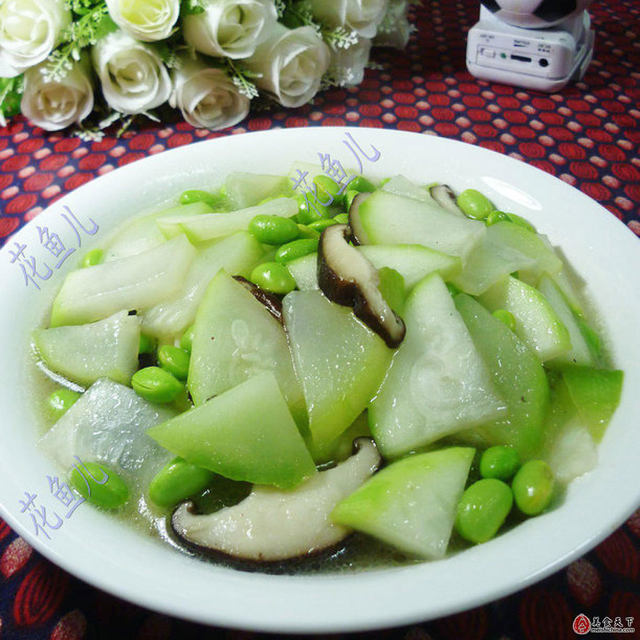 香菇毛豆炒蒲瓜