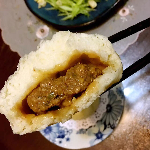 鲜肉包子