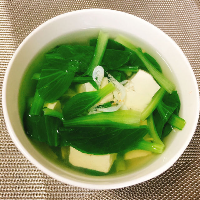 青菜虾皮豆腐汤