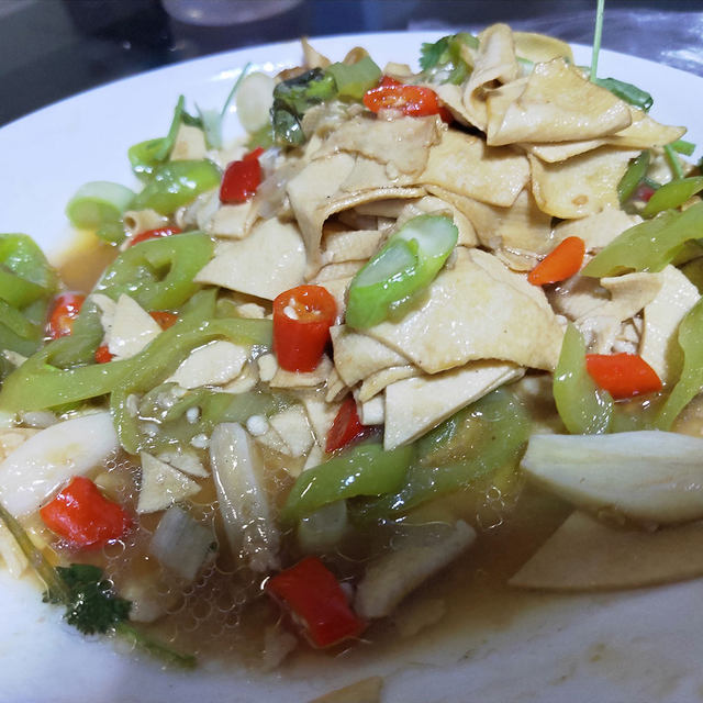 尖椒干豆腐