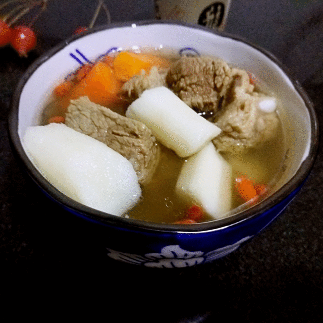 砂锅山药排骨汤