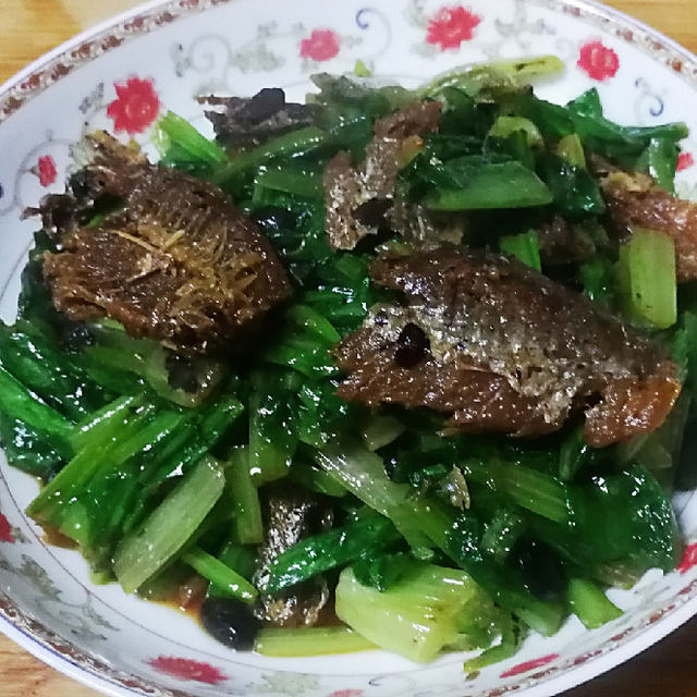 豆豉鲮鱼油麦菜