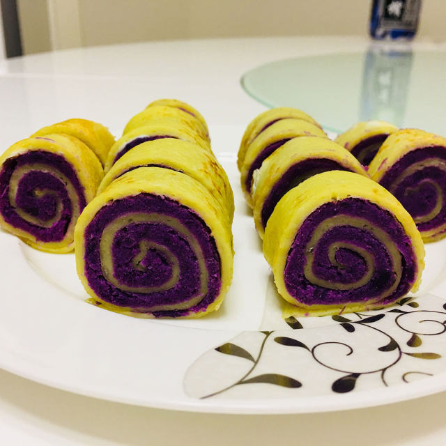 蛋饼紫薯卷
