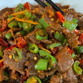 小炒牛肉的做法大全_小炒牛肉的家常做法_怎麼做好吃_圖解做法與圖片